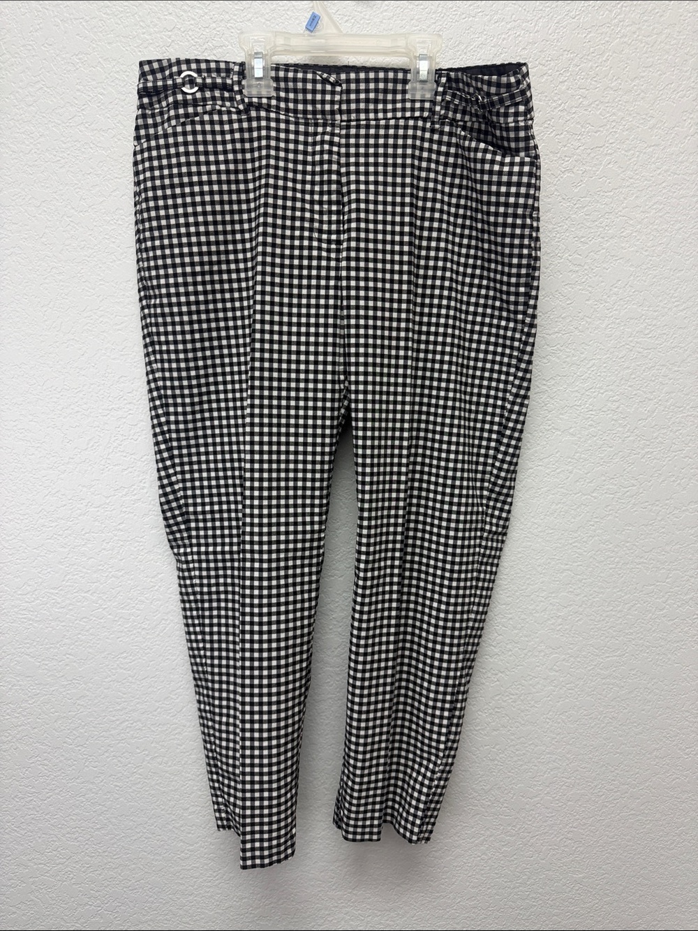 89th & Madison Black and White Gingham Cropped Pants